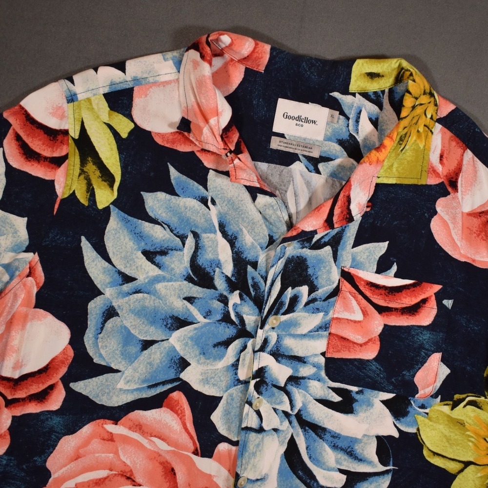 GoodFellow Mens X-Large Colorful Tropical Flower Button-Up Short Sleeve Shirt